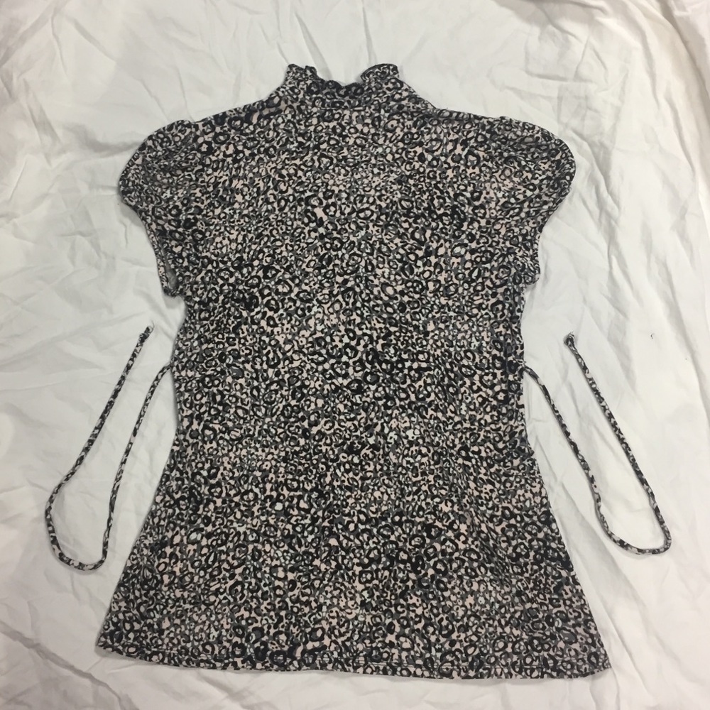 Takara Ruffle Top - Picture 2 of 3